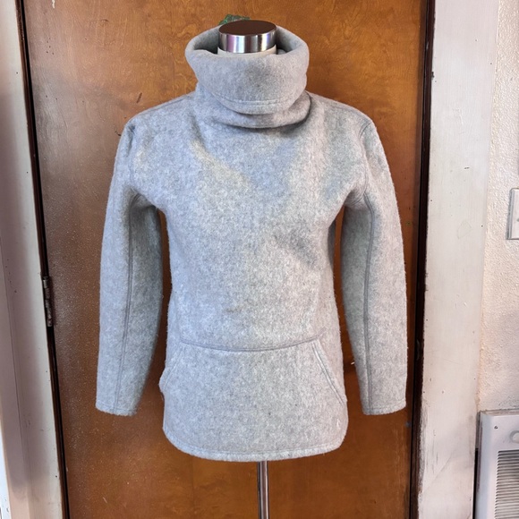 Smartwool. “Hudson” fleece pullover.   Small - Picture 1 of 6